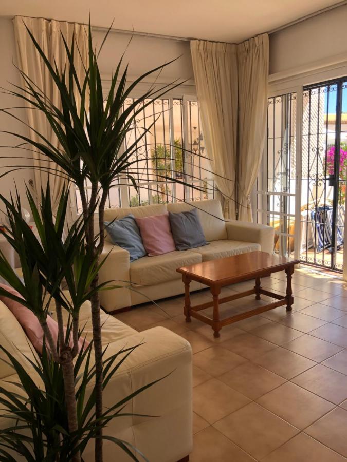 Charming 2 Bed Apartment Next To Cabopino Beach, Spain Marbella Zewnętrze zdjęcie